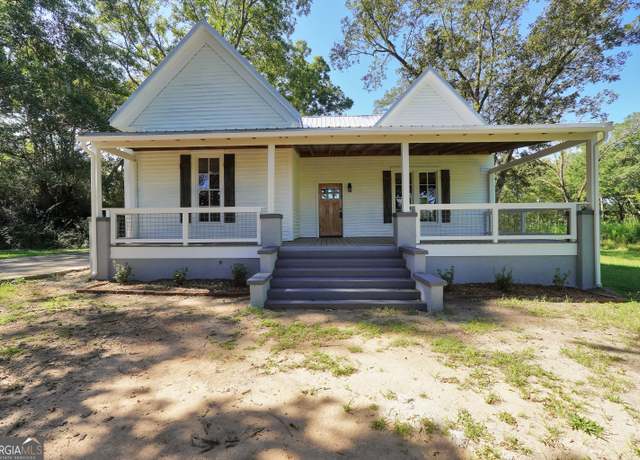 Property at 143 Valley Hills Rd, Jackson, GA 30233, 3 beds, 2 baths