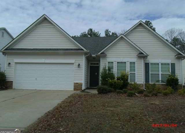 Property at 358 Southgate Dr, Locust Grove, GA 30248, 3 beds, 2 baths