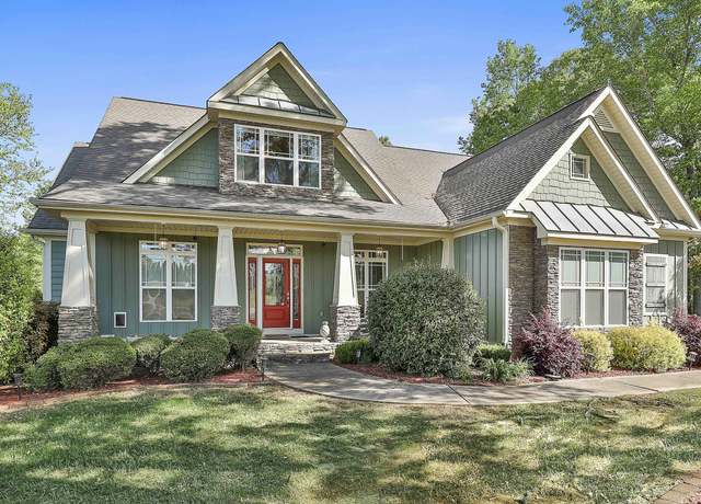 Property at 10 Edgewater Way, Senoia, GA 30276, 4 beds, 4.5 baths