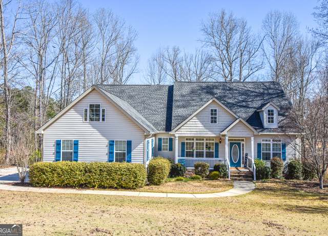Property at 113 Lake Chase Dr S, Griffin, GA 30224, 4 beds, 3.5 baths