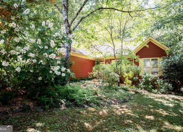 Property at 1041 Oconee Forest Ln, Watkinsville, GA 30677, 3 beds, 2 baths