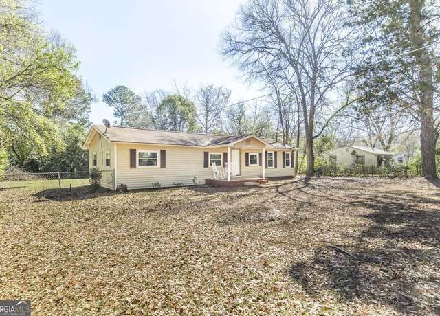 Property at 204 Elizabeth Dr, Centerville, GA 31028, 2 beds, 2 baths
