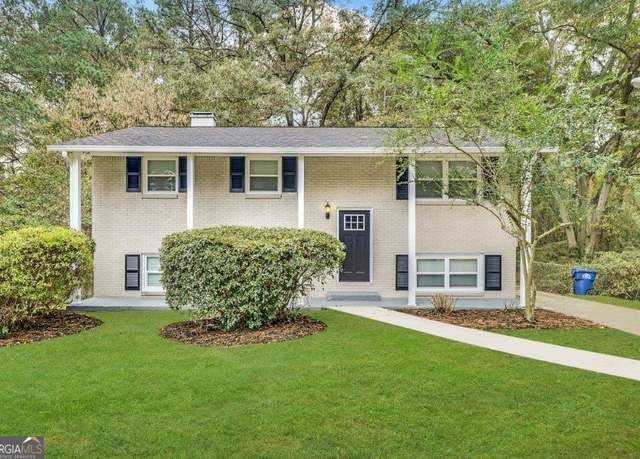 Property at 3798 Bakers Ferry Rd SW, Atlanta, GA 30331, 5 beds, 2 baths
