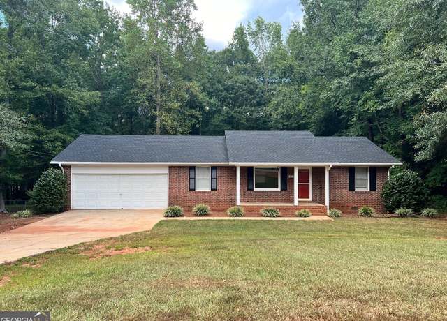 Property at 462 Twinwood St, Thomaston, GA 30286, 3 beds, 2 baths