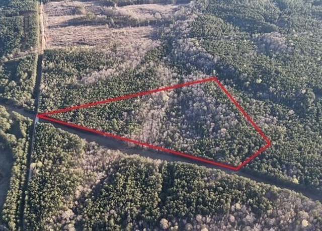 Property at 8 Cedar Creek Rd, Elberton, GA 30635