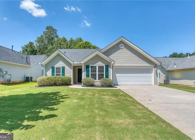 Property at 170 Lake Cove Approach, Newnan, GA 30265, 3 beds, 2 baths