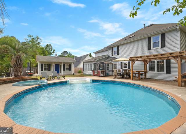 Property at 317 Calgary Dr, Peachtree City, GA 30269, 4 beds, 2.5 baths