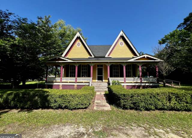 Property at 1311 3rd St, Dudley, GA 31022, 3 beds, 2.5 baths