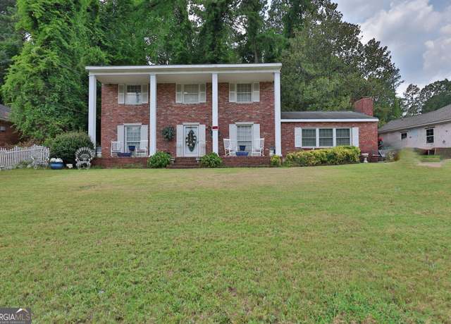Property at 5344 Gettysburg Way, Columbus, GA 31907, 5 beds, 2.5 baths