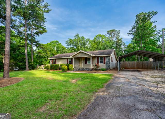 Property at 141 Rob Roy Rd, Lagrange, GA 30240, 3 beds, 2 baths