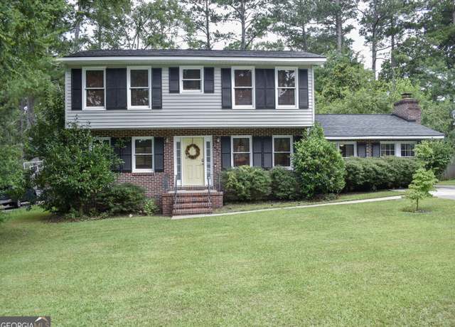 Property at 1678 Cardinal Rd, Milledgeville, GA 31061, 3 beds, 2.5 baths