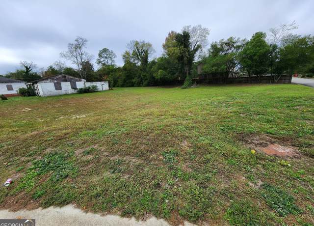 Property at 3740 Jackson St W, Macon, GA 31206