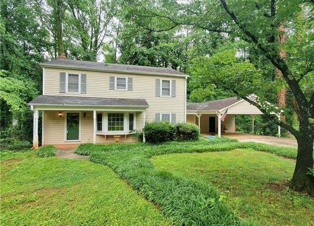 Property at 3325 Pebble Hill Dr, Marietta, GA 30062, 3 beds, 2.5 baths