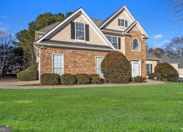 Property at 113 Glenmore Ln, Mcdonough, GA 30253, 5 beds, 3 baths