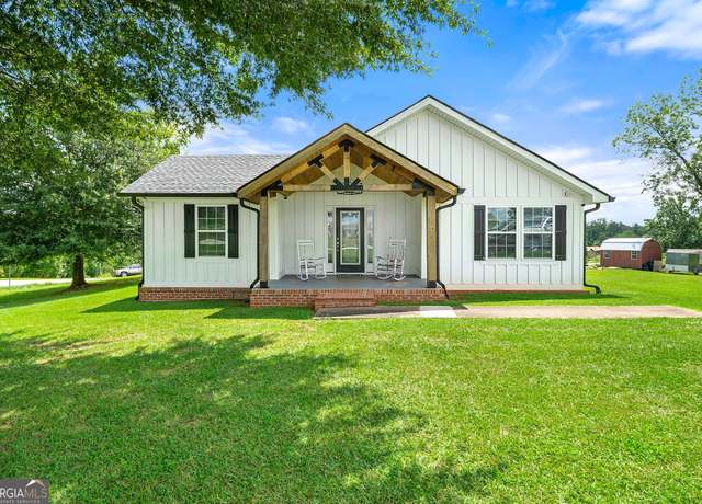 Property at 75 Davis Mclendon Way, Newnan, GA 30263, 3 beds, 2 baths