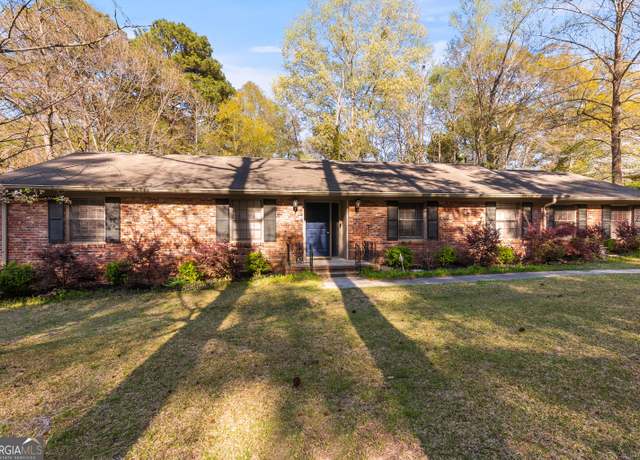 Property at 5163 Idleway Dr, Macon, GA 31210, 3 beds, 2 baths