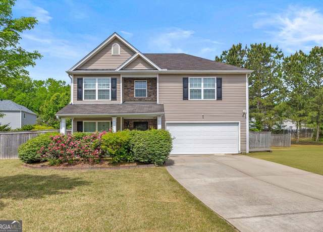 Property at 8264 Milam Loop, Fairburn, GA 30213, 5 beds, 2.5 baths