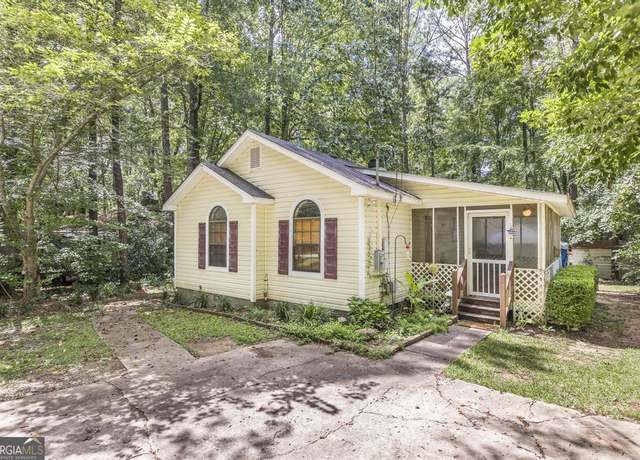 Property at 968 Will Scarlet Way, Macon, GA 31220, 3 beds, 2 baths