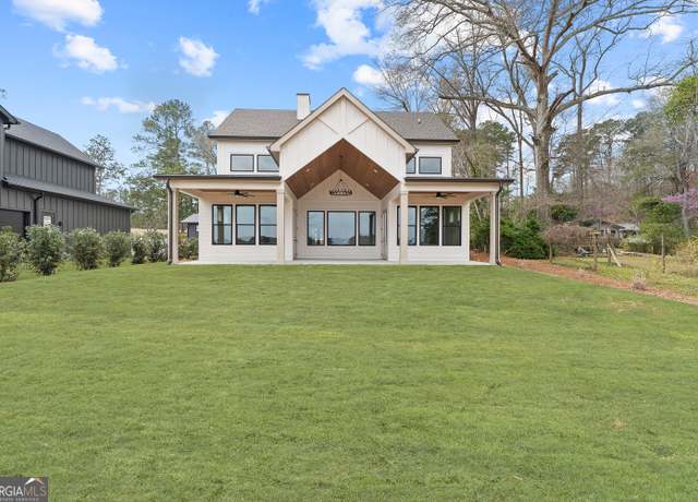 Property at 191B East Lakeview, Milledgeville, GA 31061, 4 beds, 3.5 baths