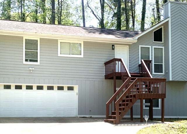 Property at 3261 Harbor Woods Rd, Decatur, GA 30034, 4 beds, 3 baths