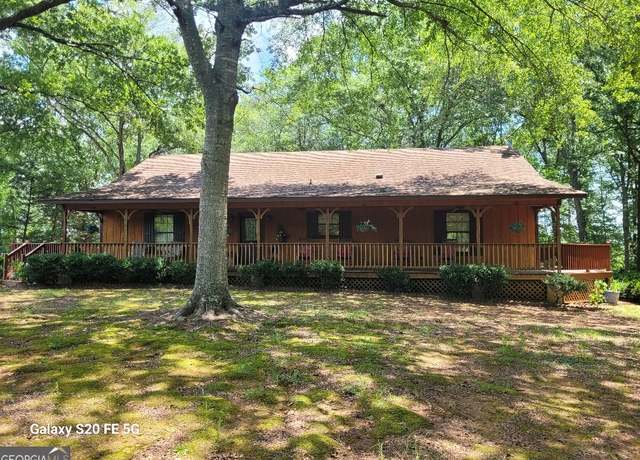 Property at 1904 S State Line Rd, Lagrange, GA 30240, 2 beds, 2 baths