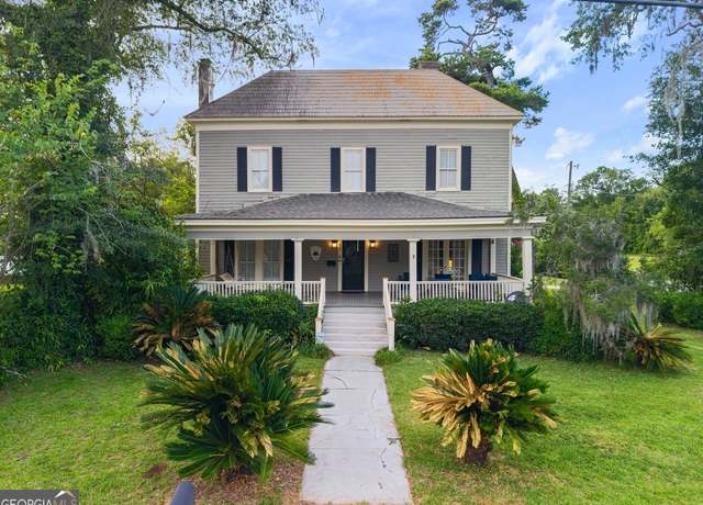 Property at 627 E Broughton St, Bainbridge, GA 39817, 4 beds, 2.5 baths