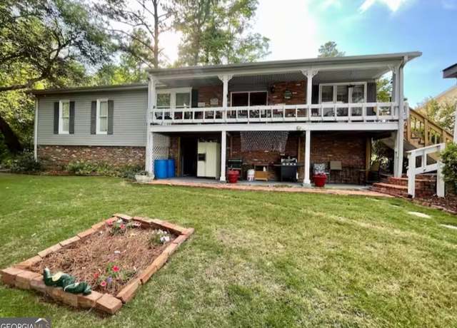 Property at 300 Lee Road 359, Valley, AL 36856, 3 beds, 2 baths