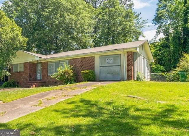 Property at 2859 Lynda Pl, Decatur, GA 30032, 3 beds, 1.5 baths