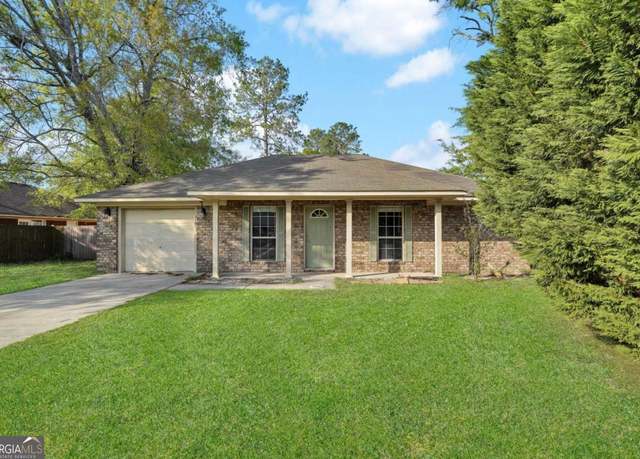 Property at 210 Preakness Dr, Hinesville, GA 31313, 3 beds, 2 baths