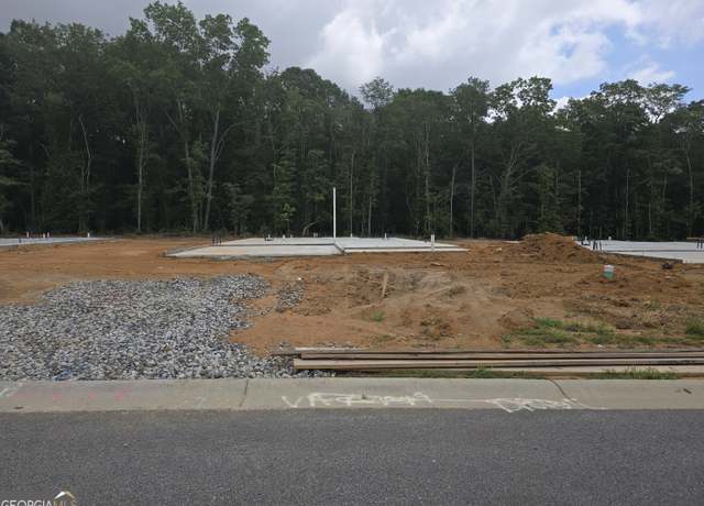 Property at 1077 Jeannine Ln, Winder, GA 30680, 3 beds, 2 baths