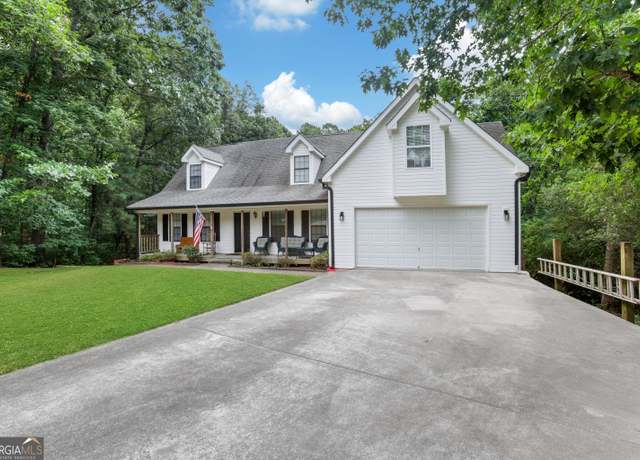 Property at 4378 Ridge Ct, Loganville, GA 30052, 4 beds, 3 baths