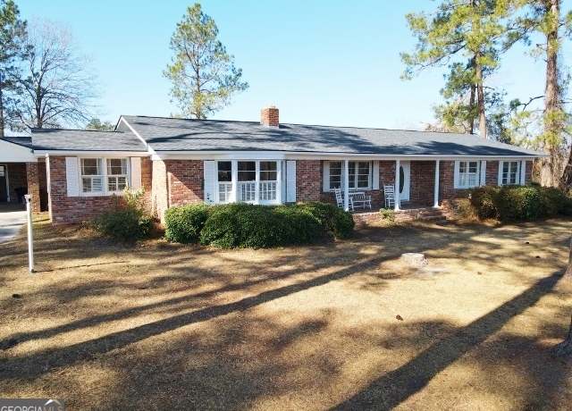 Property at 649 Modoc Rd, Swainsboro, GA 30401, 4 beds, 3 baths