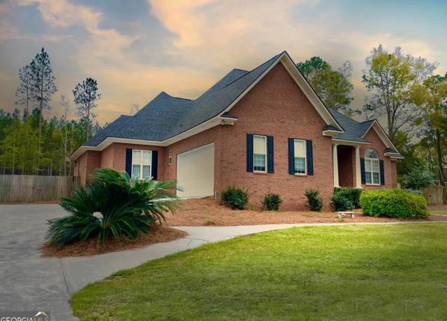 Property at 225 Wellington Cir, Statesboro, GA 30458, 4 beds, 3.5 baths
