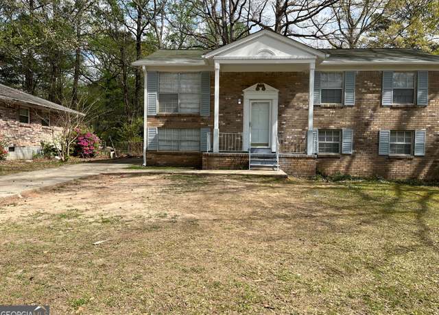 Property at 1397 Iron Gate Blvd, Jonesboro, GA 30238, 3 beds, 2.5 baths