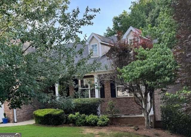 Property at 305 Joanne Ct, Athens, GA 30606, 5 beds, 3 baths