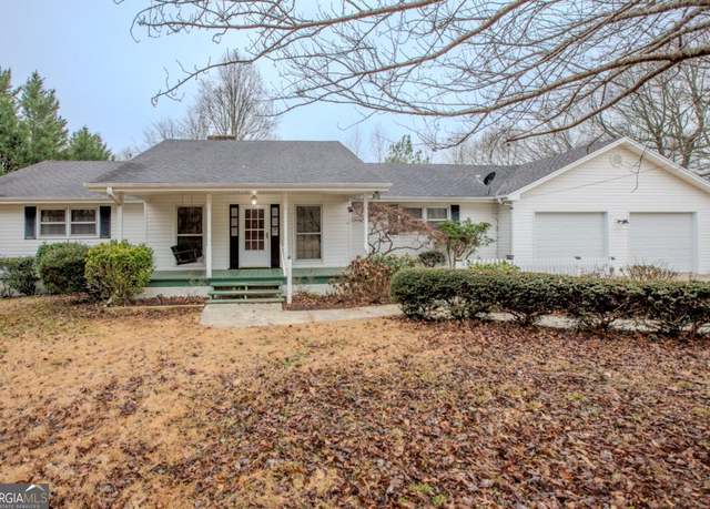 Property at 151 Hilltop St, Cleveland, GA 30528, 4 beds, 4 baths