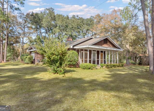 Property at 400 Harney St S, Camilla, GA 31730, 2 beds, 1 bath