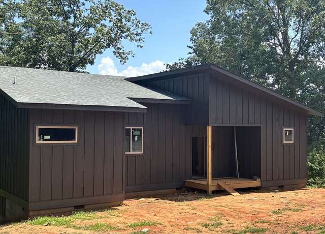 Property at 377 S Jakes Landing Way, Ellijay, GA 30540, 2 beds, 2 baths