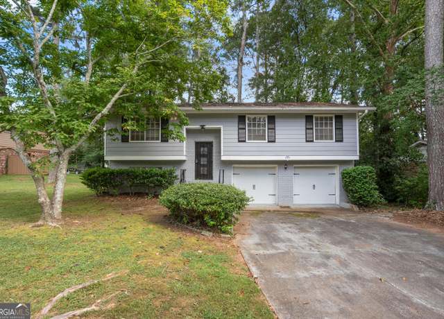 Property at 4019 Northstrand Dr, Decatur, GA 30035, 4 beds, 2.5 baths