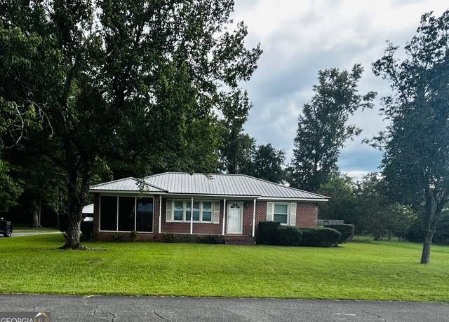 Property at 117 Hardie St, Gordon, GA 31031, 2 beds, 1 bath