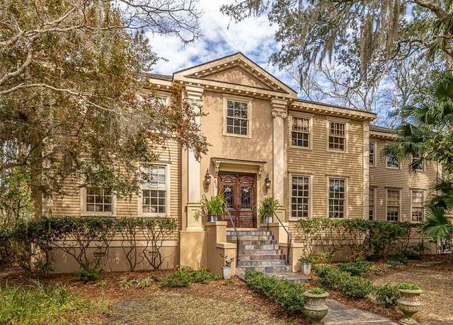 Property at 210 Settlers Rd, St. Simons, GA 31522, 4 beds, 3.5 baths