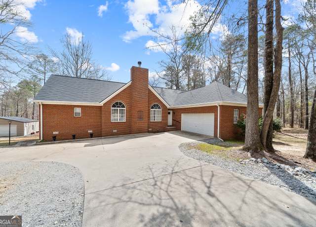 Property at 163 Oak Leaf Cir, Eatonton, GA 31024, 4 beds, 3 baths