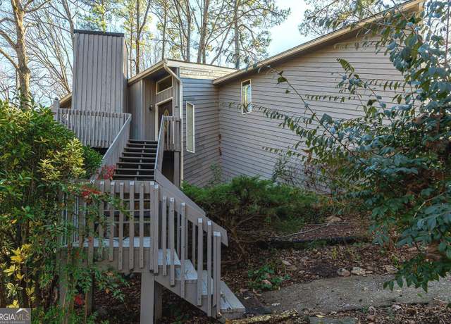 Property at 5260 Island Dr, Stone Mountain, GA 30087, 3 beds, 2.5 baths