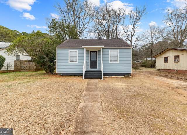 Property at 109 White Ave, Hogansville, GA 30230, 3 beds, 2 baths