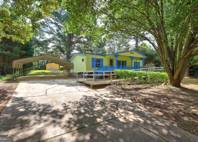 Property at 231 Norfolk Dr, Hampton, GA 30228, 3 beds, 2 baths