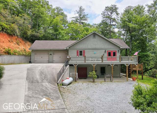Property at 291 Smokehouse Knob Dr, Rabun Gap, GA 30568, 5 beds, 3 baths