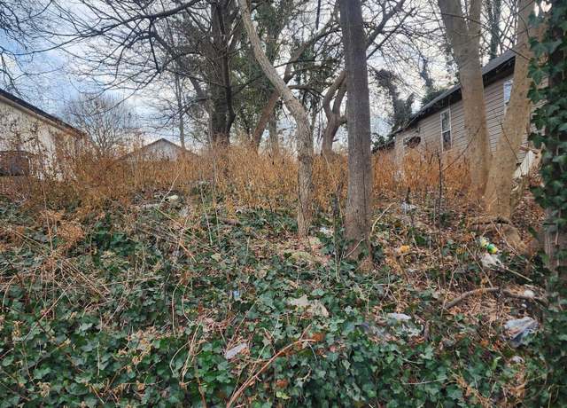 Property at 946 E Joseph Boone Blvd NW, Atlanta, GA 30314