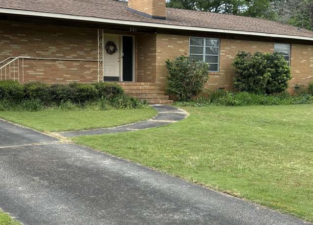 Property at 321 Glenhaven Dr, Milledgeville, GA 31061, 4 beds, 2 baths