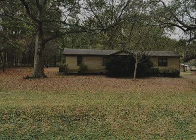 Property at 42 Rustic Rd, Stockbridge, GA 30281, 3 beds, 1 bath