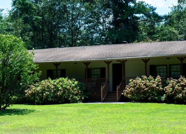 Property at 260 Mcmahon Rd, Covington, GA 30014, 3 beds, 2 baths